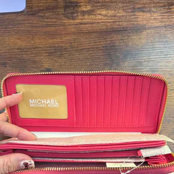 Michael Kors Pink and Cream Leopard Print Wallet - Picture 3 of 6